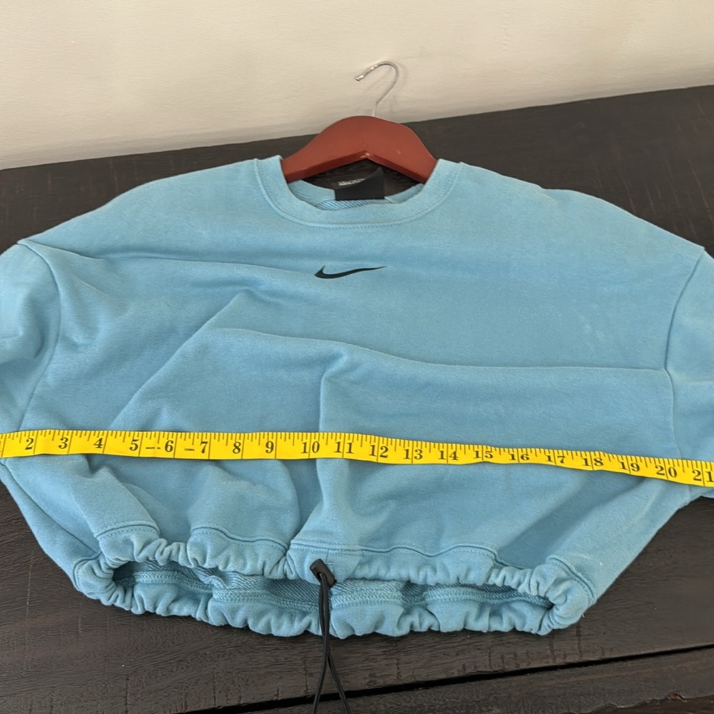 Nike Swoosh Crew Sweatshirt in Cerulea  Women's Blue Cropped Sz M - Picture 7 of 8
